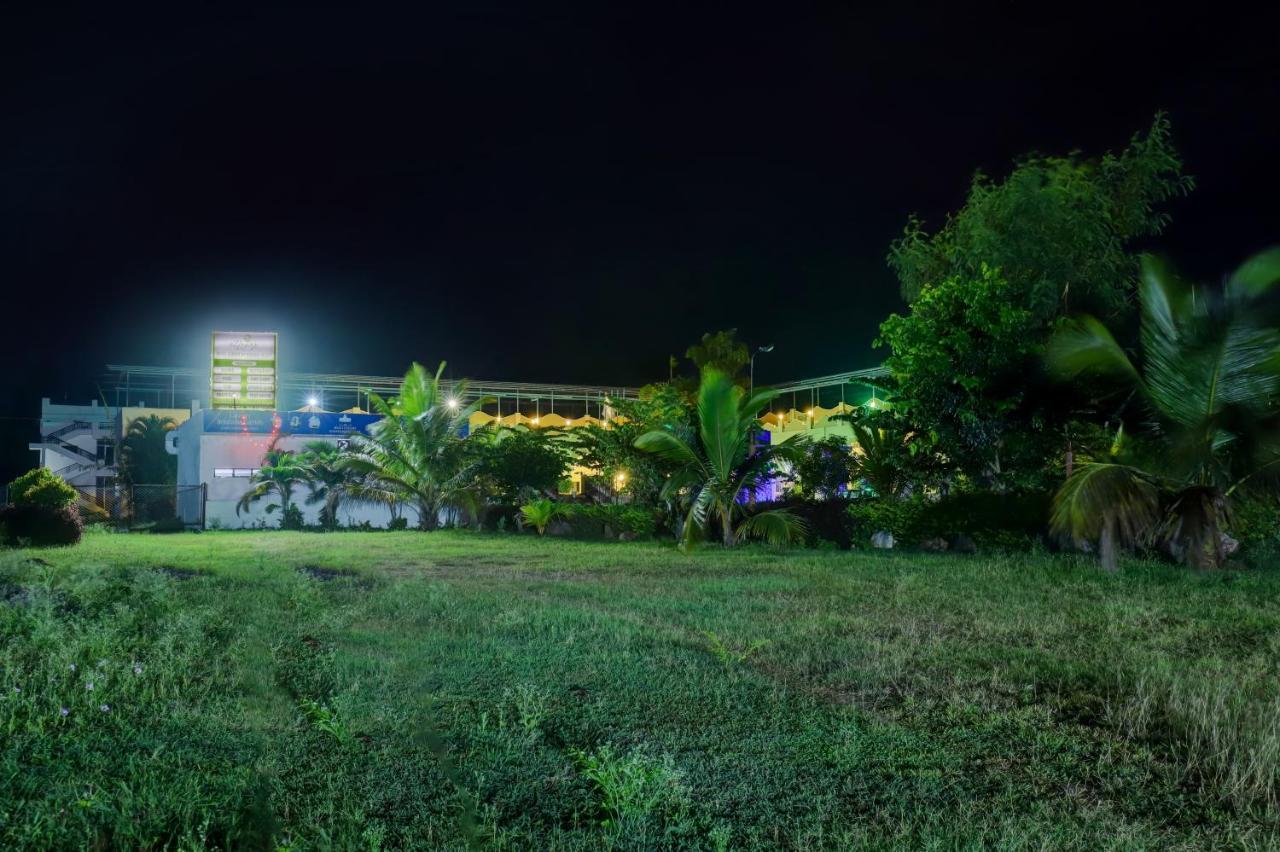 Royal Garden Brindavan Resort Krishnarajasagara Buitenkant foto