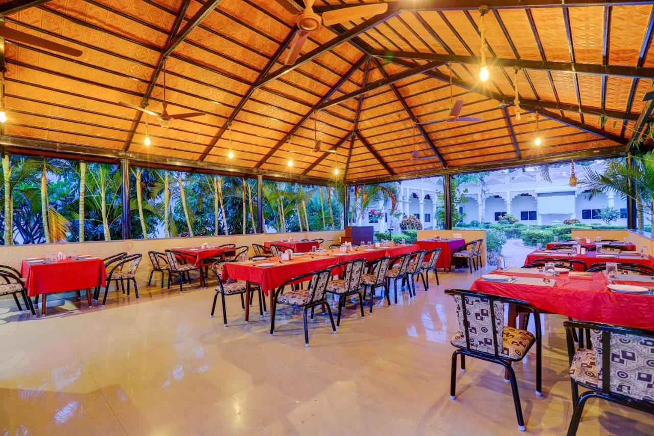 Royal Garden Brindavan Resort Krishnarajasagara Buitenkant foto