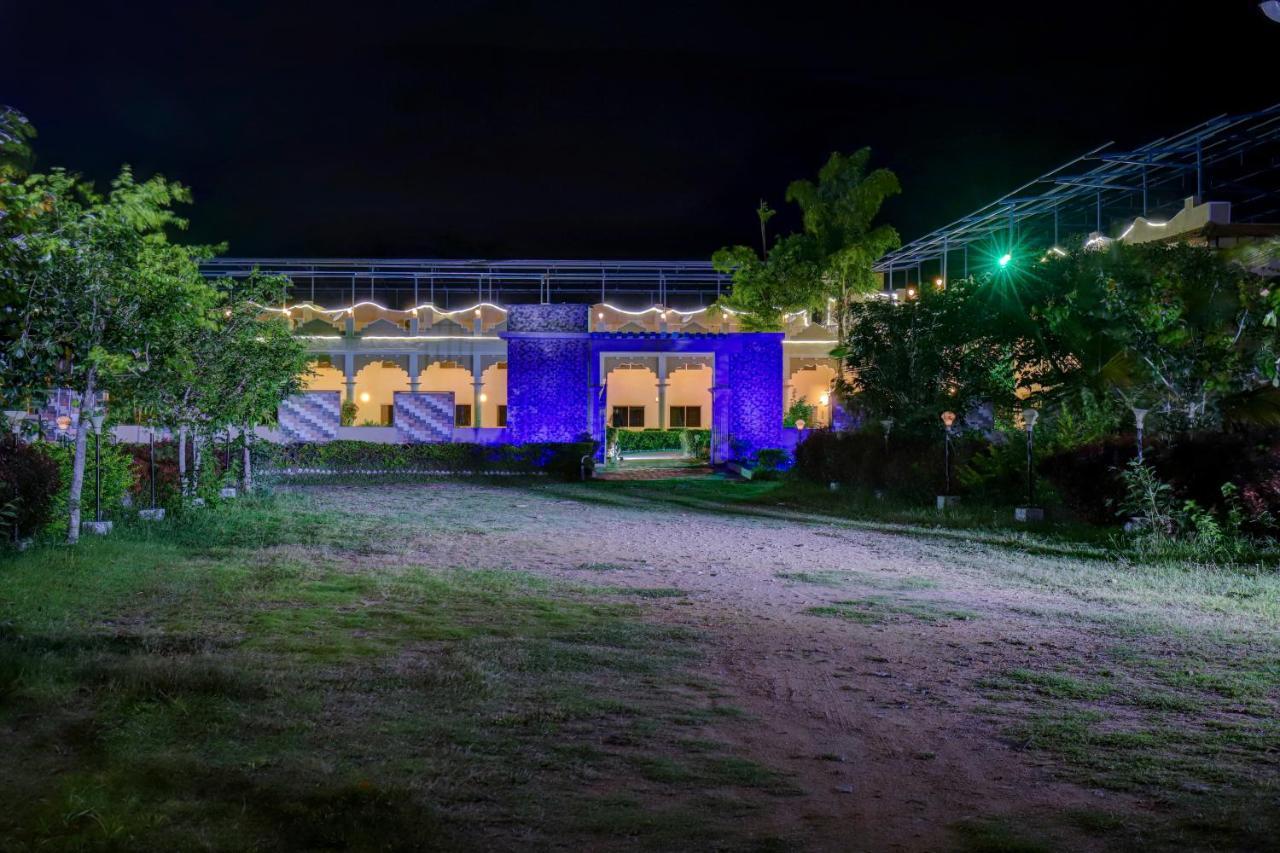 Royal Garden Brindavan Resort Krishnarajasagara Buitenkant foto
